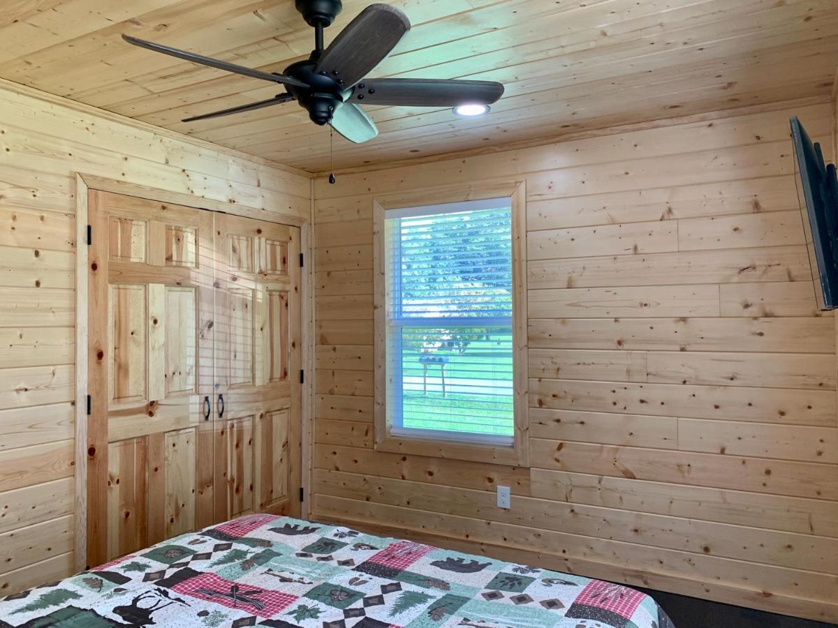 The Brick House: Brand New! 3 Bedroom Home With Private Driveway Pigeon Forge Dış mekan fotoğraf