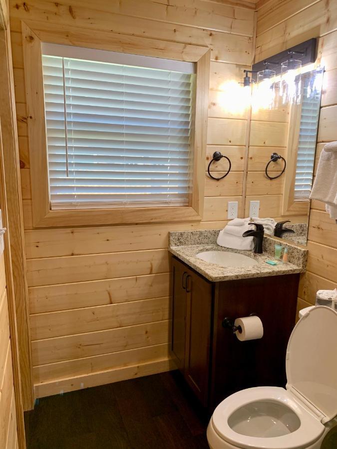The Brick House: Brand New! 3 Bedroom Home With Private Driveway Pigeon Forge Dış mekan fotoğraf