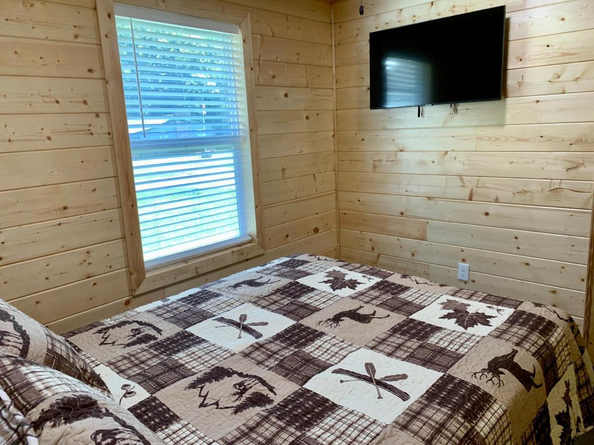 The Brick House: Brand New! 3 Bedroom Home With Private Driveway Pigeon Forge Dış mekan fotoğraf